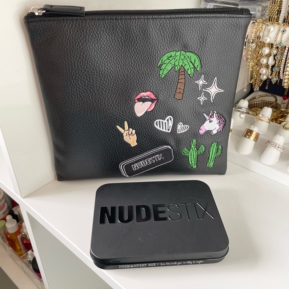 Nudestix Bundle - Picture 1 of 4